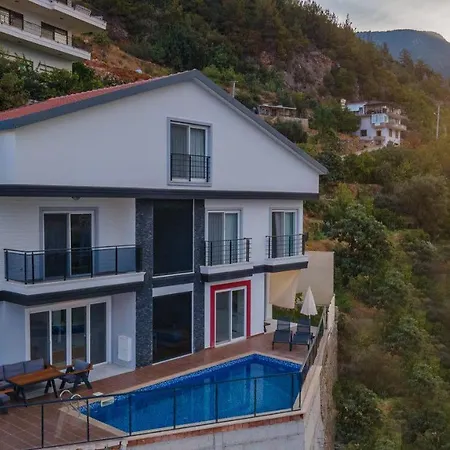 Villa Magnificent Villa With Private Pool And Gorgeous View In Alanya